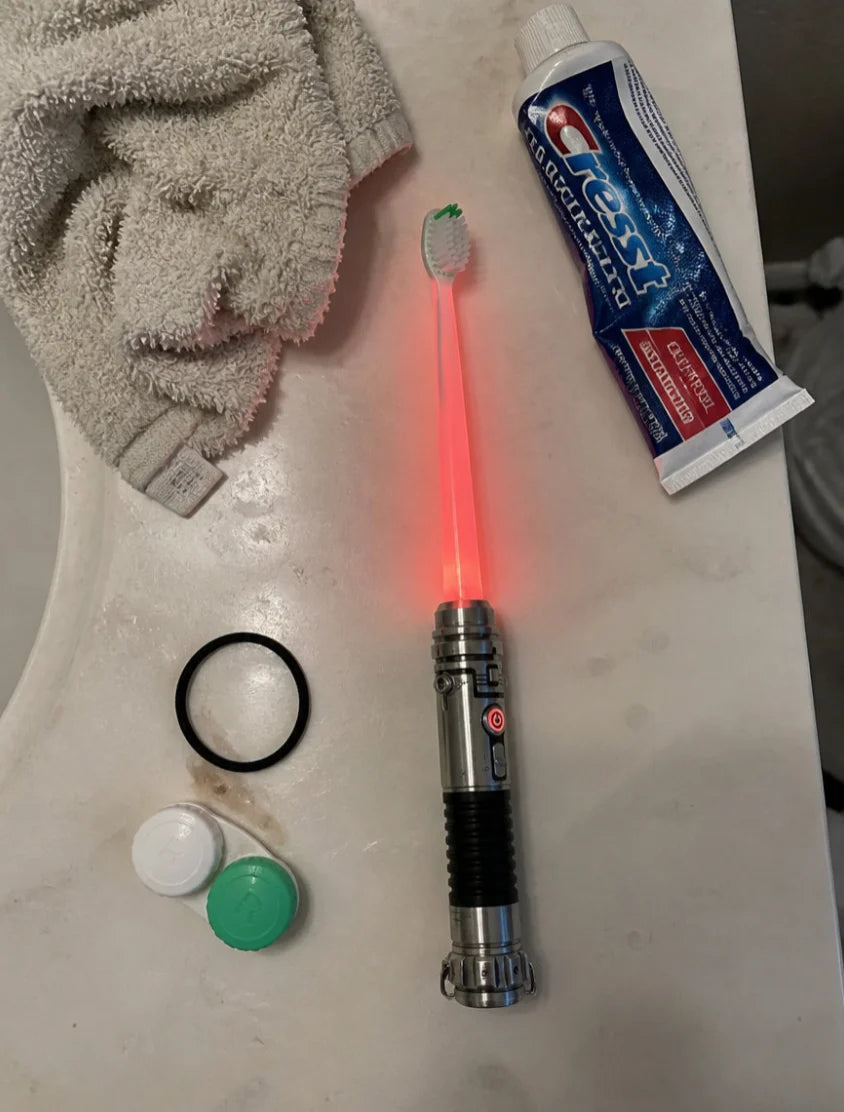 SabreBrush™ - Saber Tootbrush